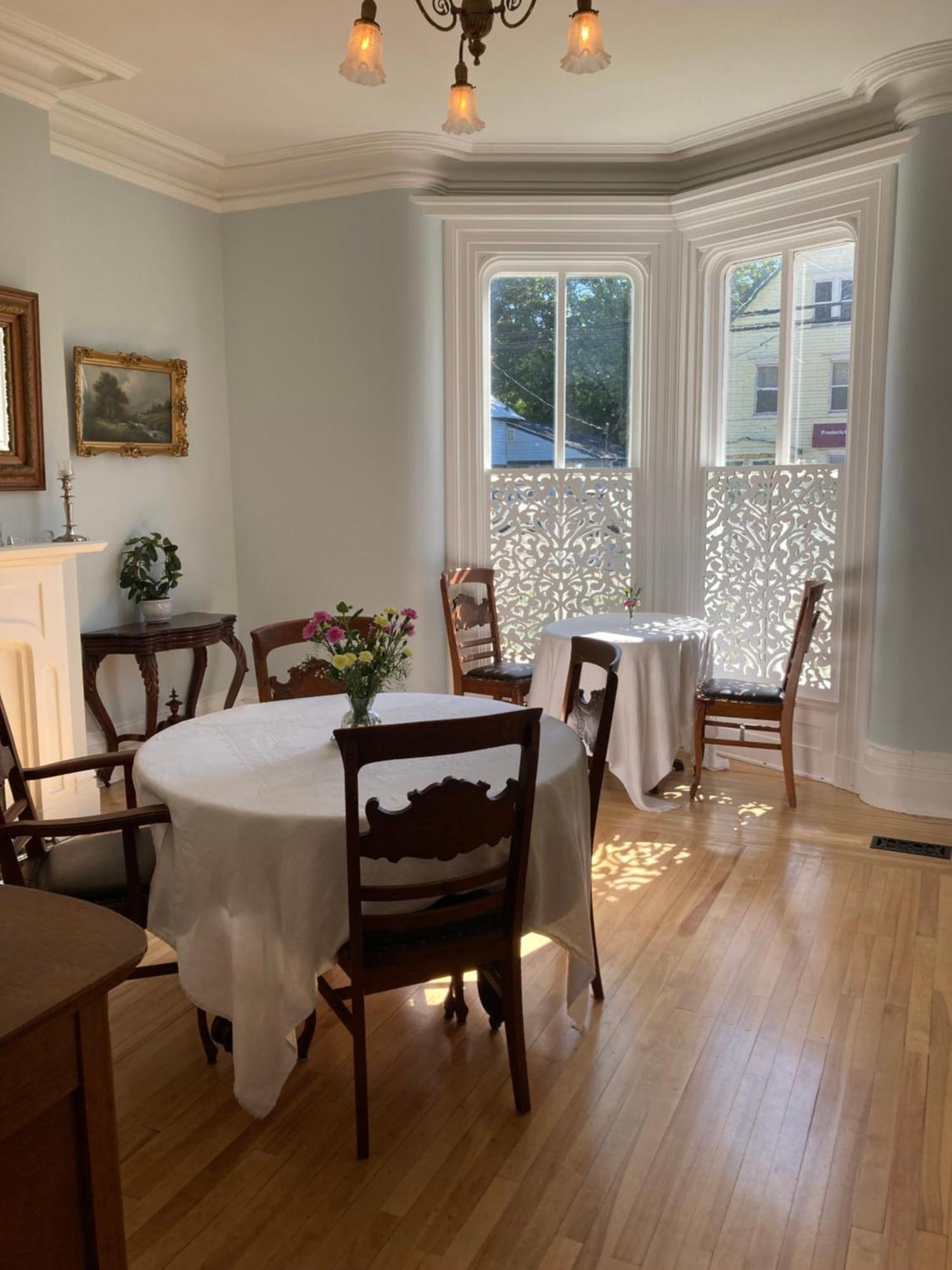 The Red House Fredericton Bed & Breakfast Екстериор снимка