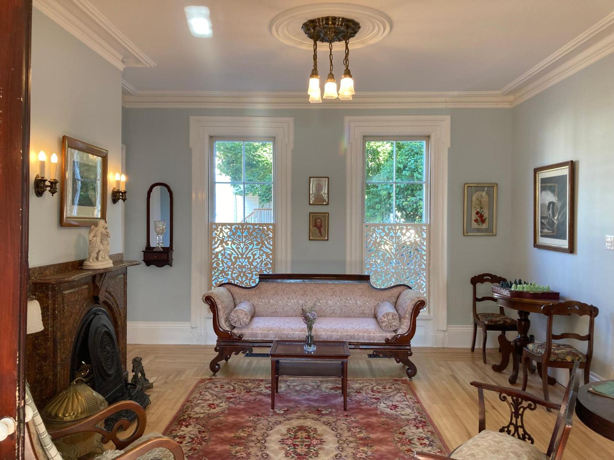 The Red House Fredericton Bed & Breakfast Екстериор снимка